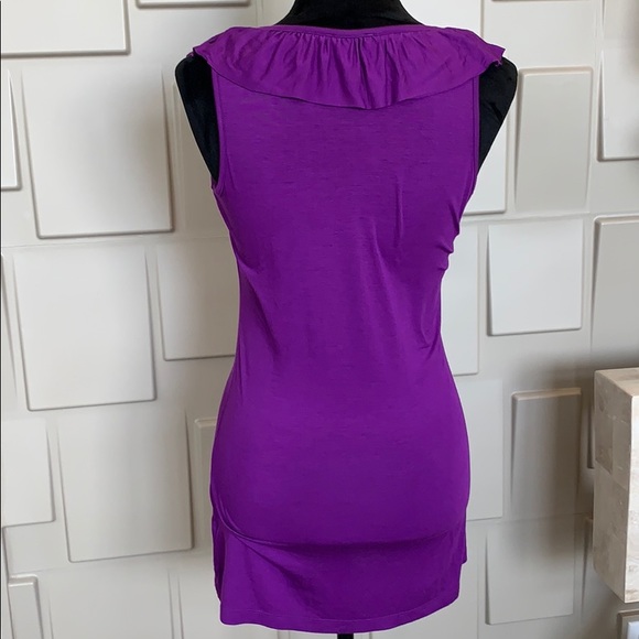 GNW top purple sleeveless ruffle tiered front racer back round neck Size Medium - Picture 4 of 4